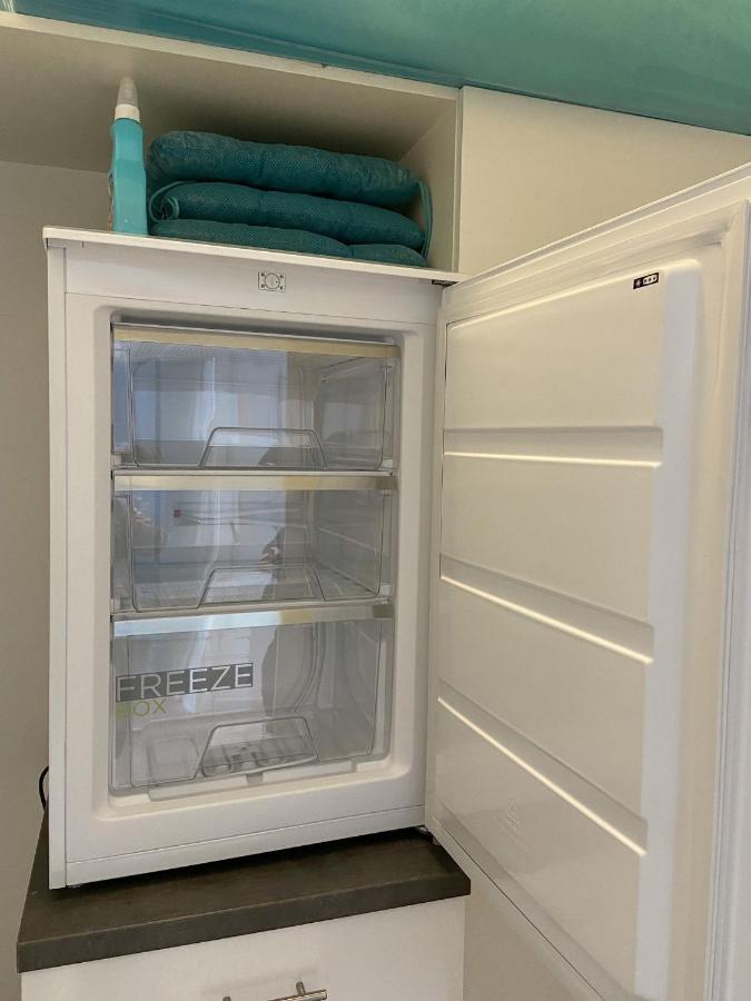 Portview Apartment غييكا المظهر الخارجي الصورة
