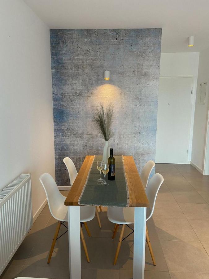 Portview Apartment غييكا المظهر الخارجي الصورة